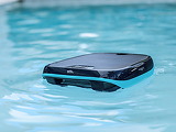 Robot de piscine skimmer sans fil Dolphin Skimmi 200 solaire - Autre vue