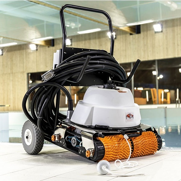 Châssis inox AISI 316 et garantie anticorrosion Hexagone 7 ans pour piscines collectives