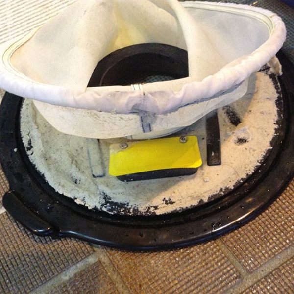 Filtration modulaire et brosses interchangeables du robot piscine Hexagone Chrono MP3 M